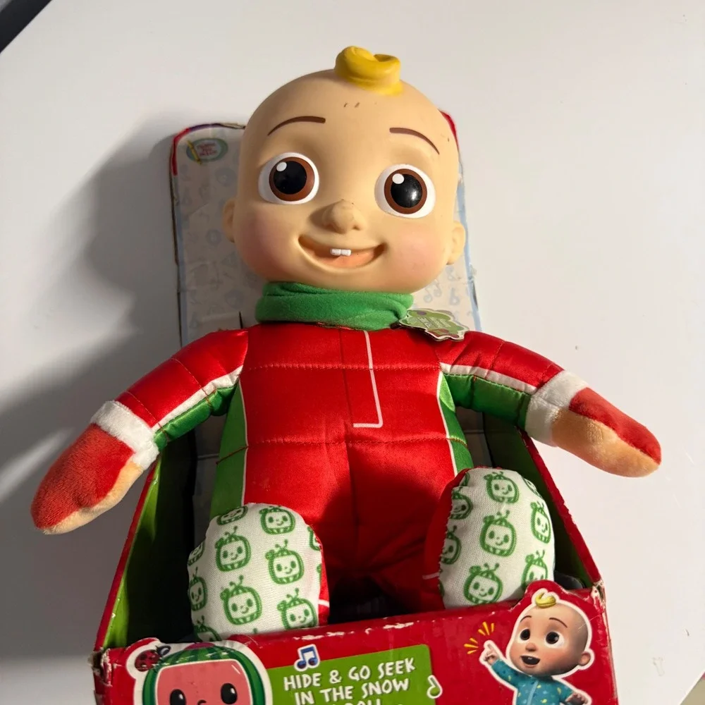 Cocomelon Hide & Go Seek in the Snow JJ Doll Musical Plush‎ Toy Exclusive